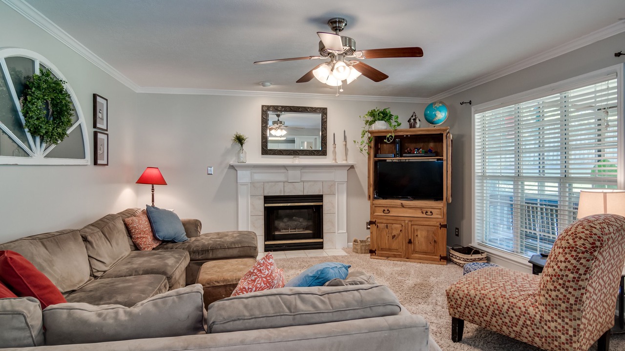 Photo of Livingroom in Martinez