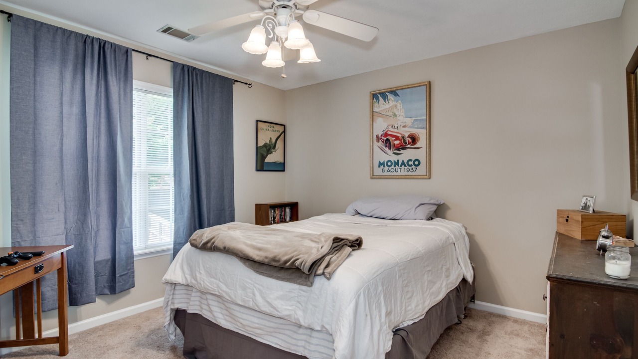 Photo of Bedroom in Martinez