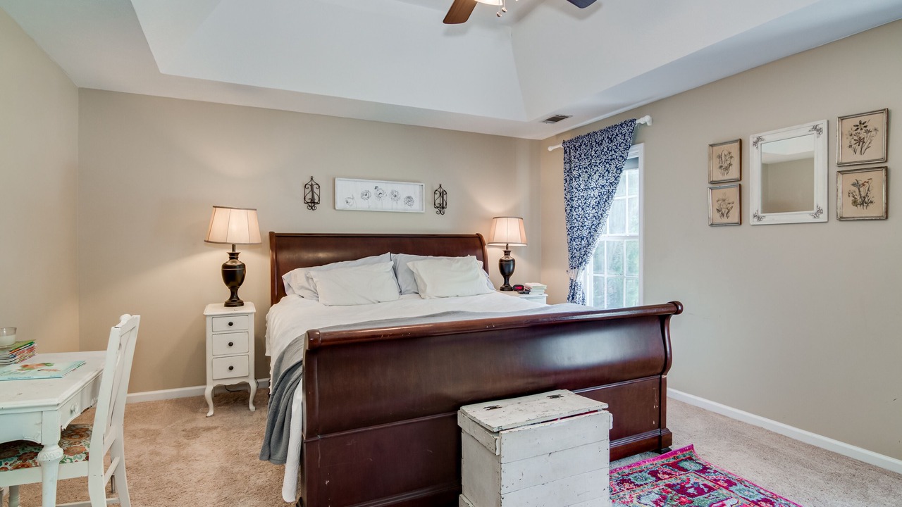 Photo of Bedroom in Martinez