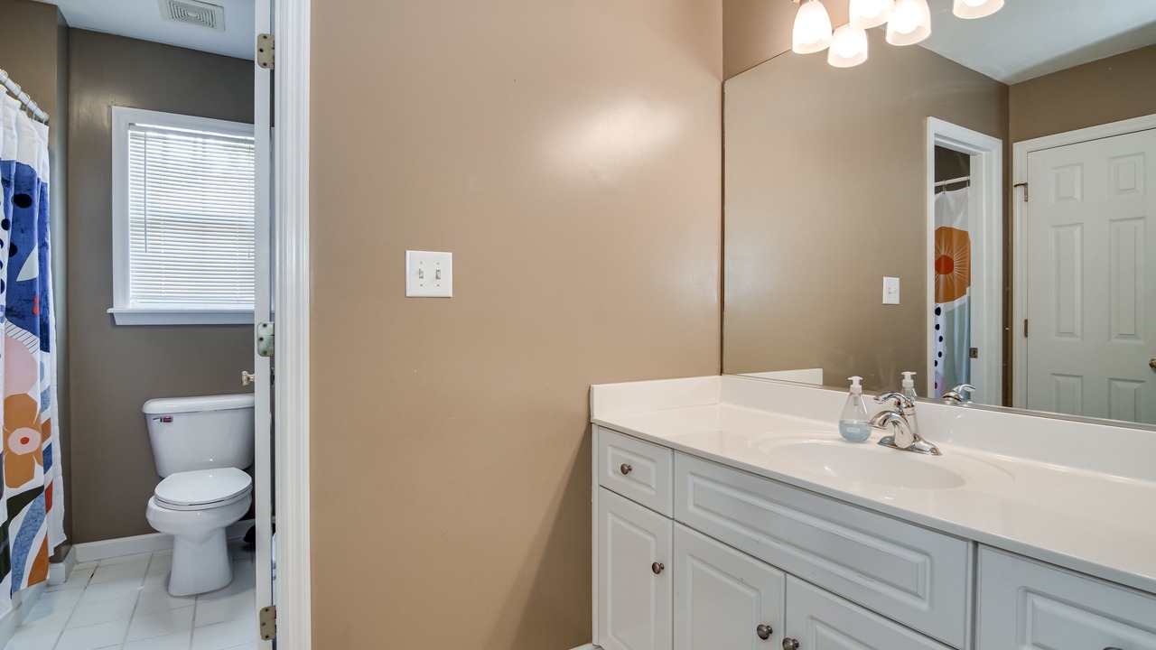 Photo of Bathroom in Martinez