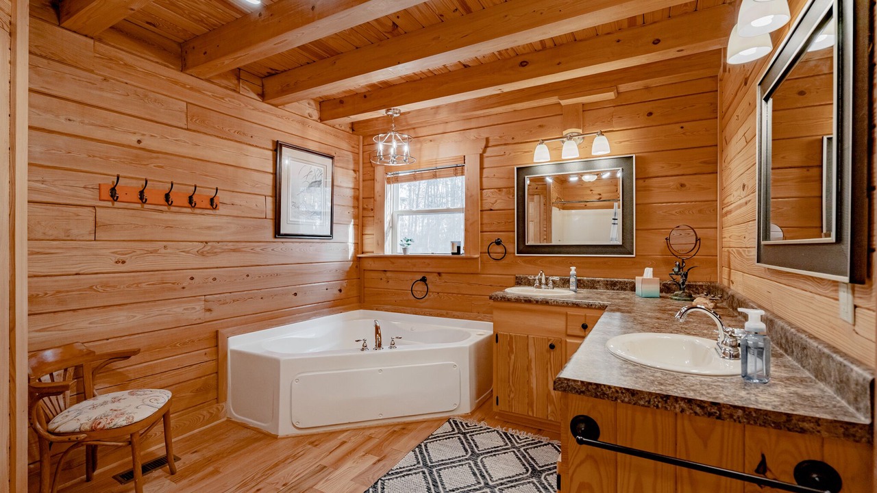 Photo of Bathroom in Jenkinsville