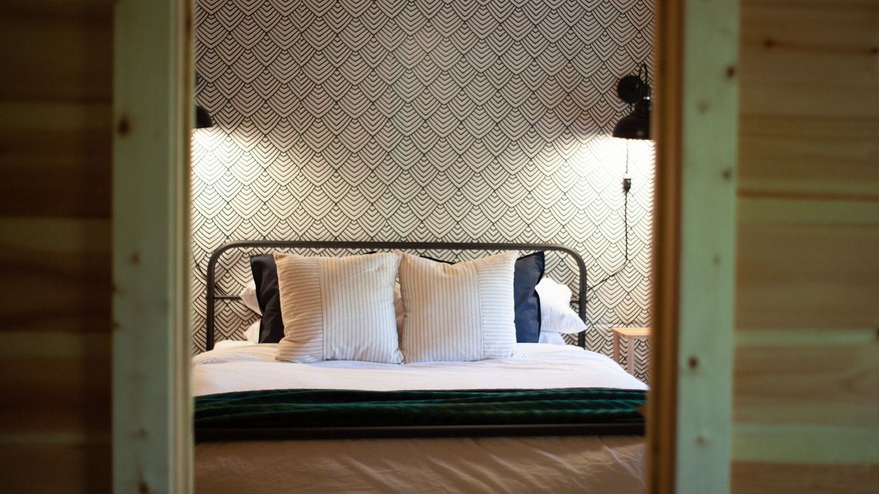 Photo of Bedroom in Robbinsville