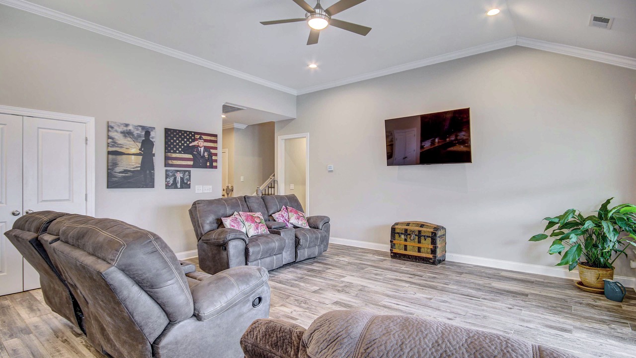 Photo of Livingroom in Leesville