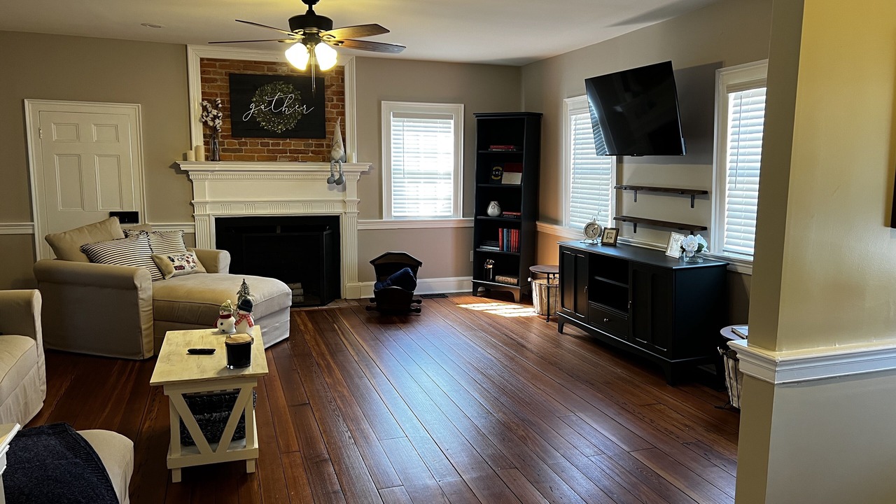 Photo of Livingroom in New Bern