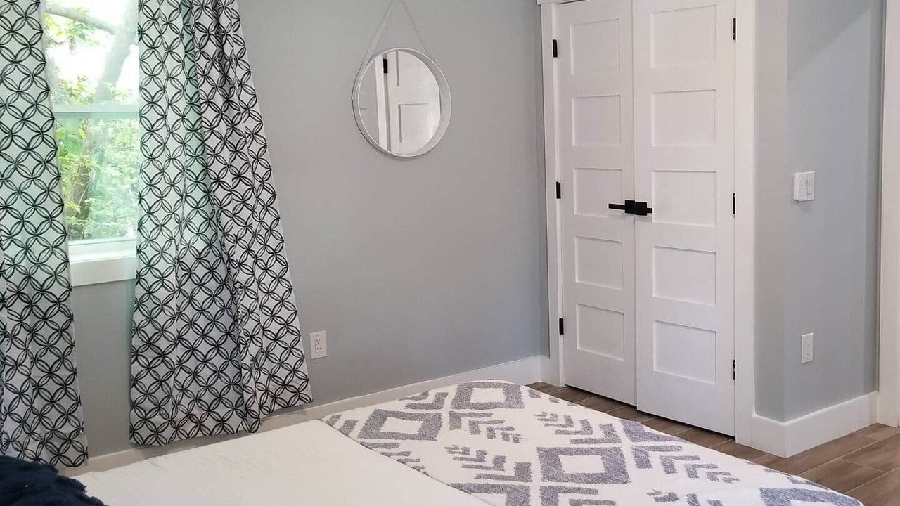 Photo of Bedroom in Midtown