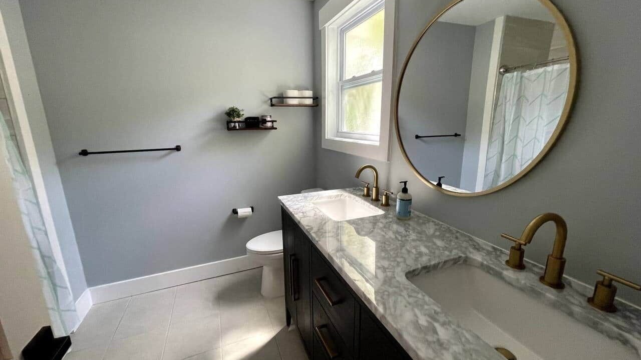 Photo of Bathroom in Midtown