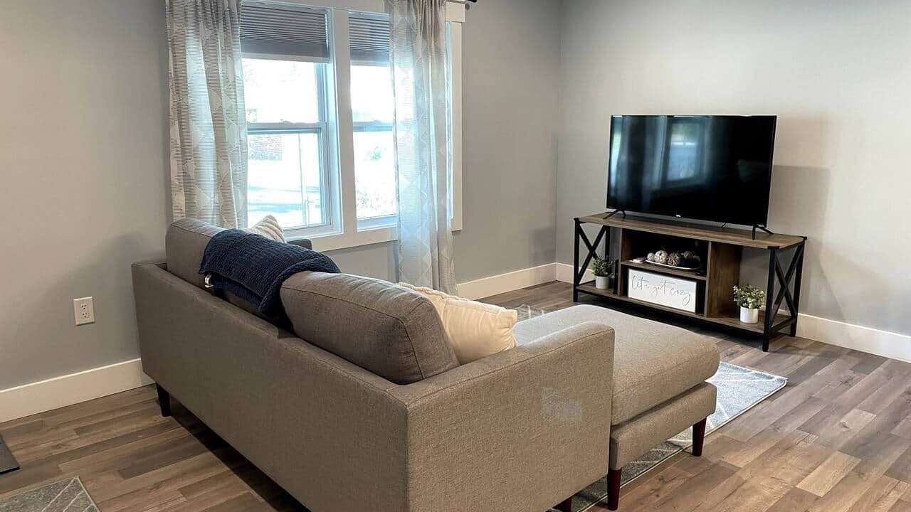 Photo of Livingroom in Midtown