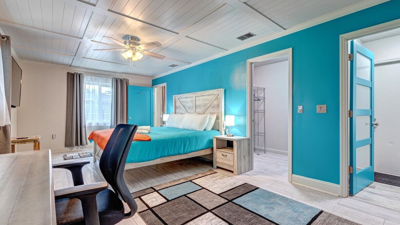 Photo of Bedroom in Lakewood Park