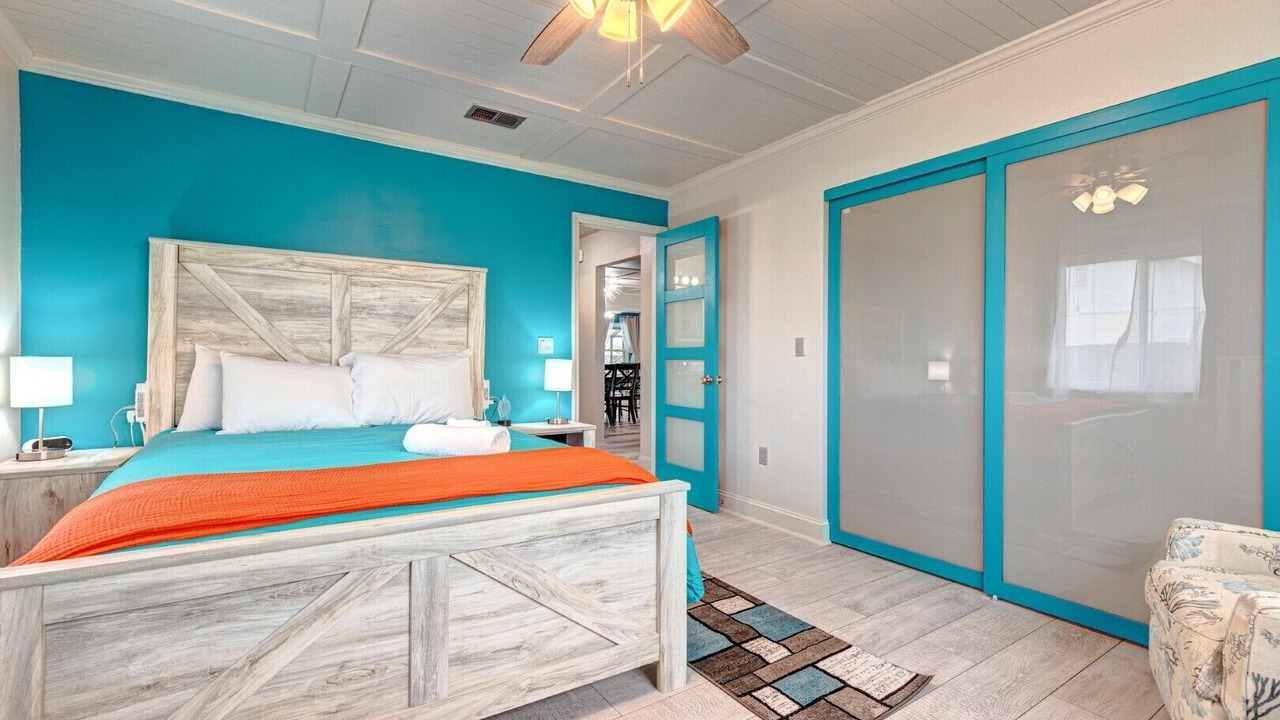 Photo of Bedroom in Lakewood Park