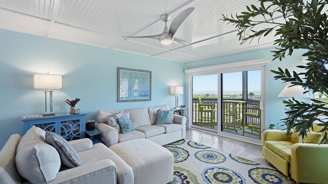 Photo of Patio Balcony in Oceanmarsh Subdivision