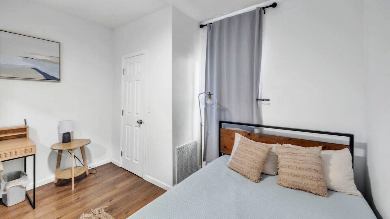 Photo of Bedroom in Duncan