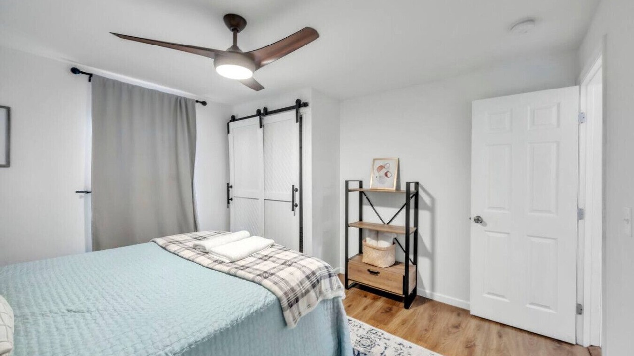Photo of Bedroom in Duncan