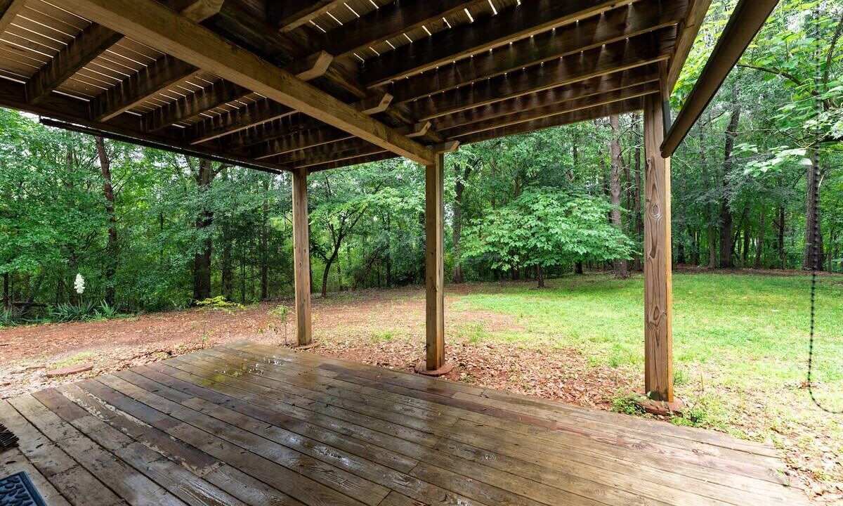 Photo of Patio Balcony in Townville
