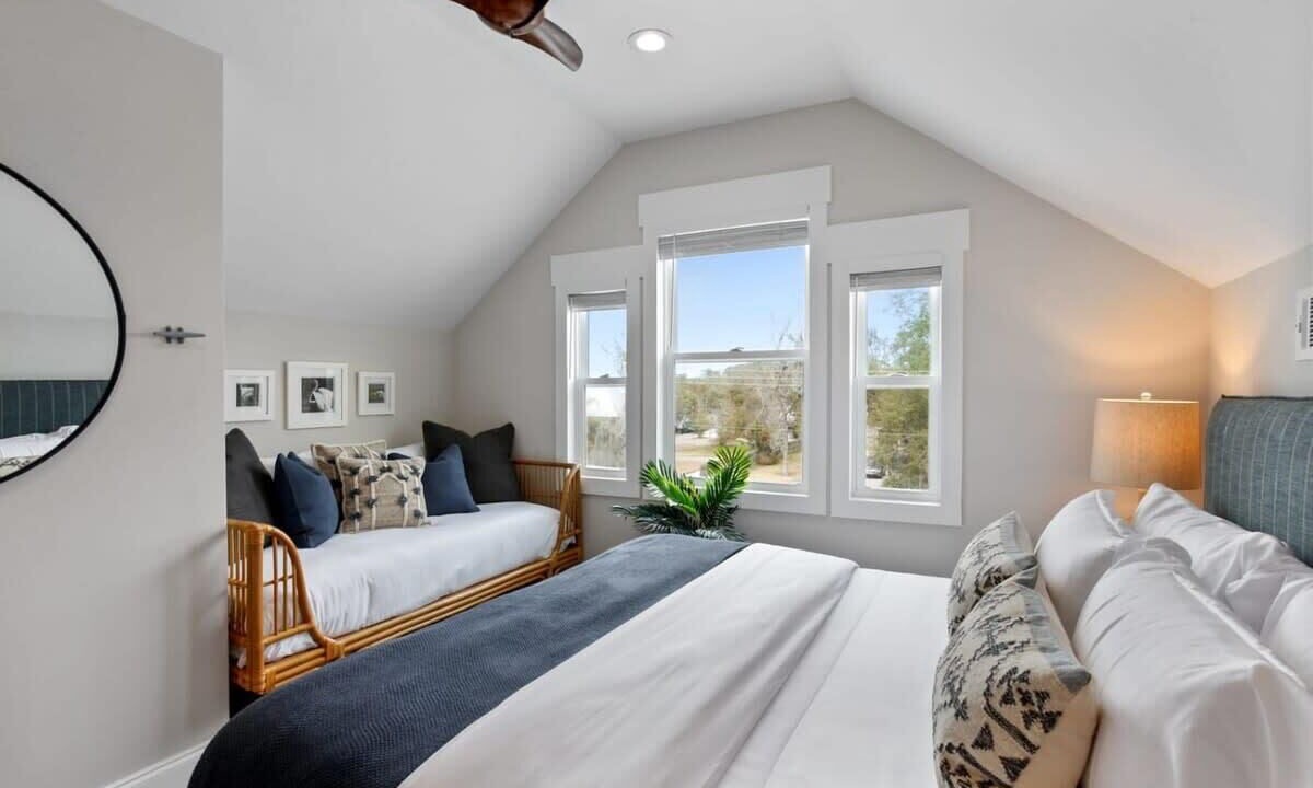 Photo of Bedroom in Whitemarsh Island