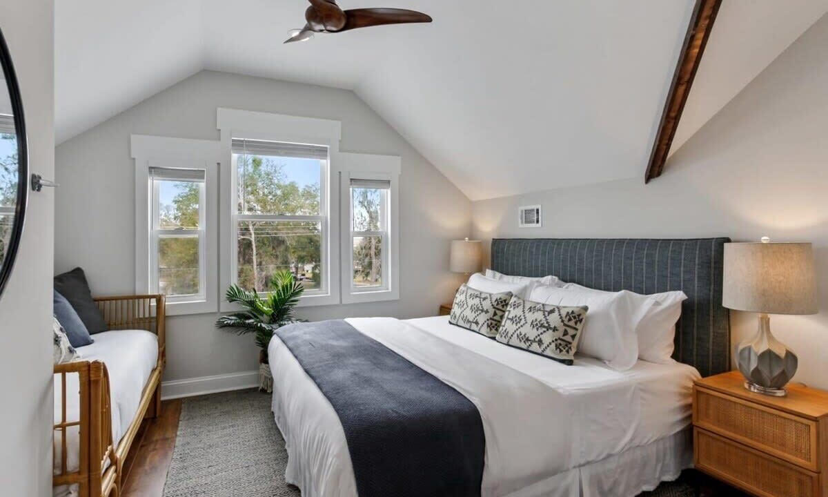 Photo of Bedroom in Whitemarsh Island