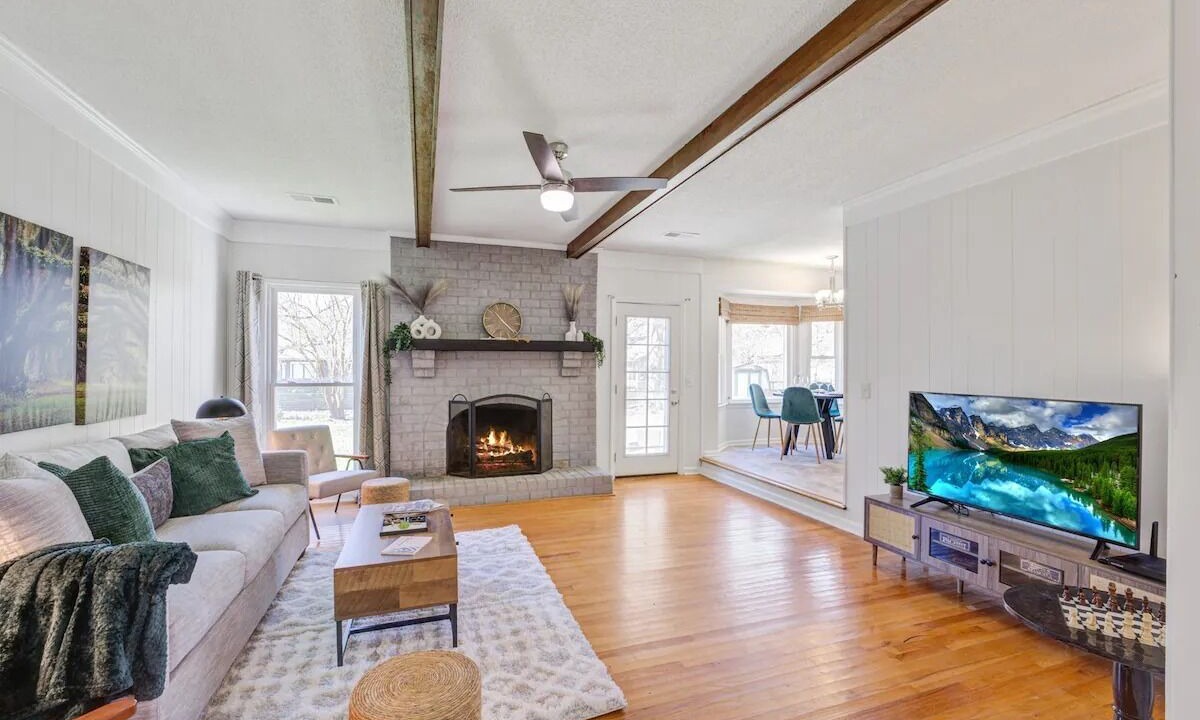 Photo of Livingroom in North Charleston