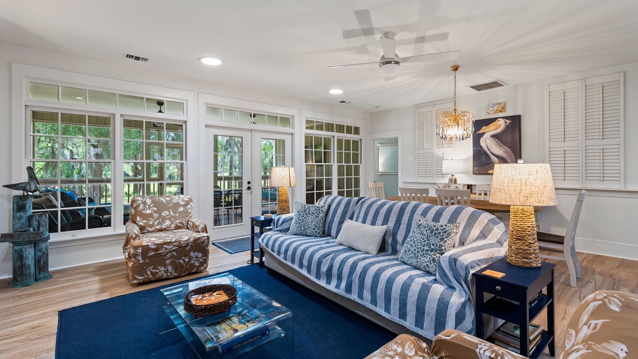 Photo of Livingroom in Melrose on the Beach