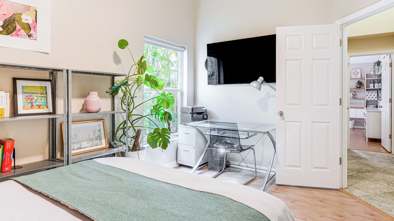 Photo of Bedroom in Valrico