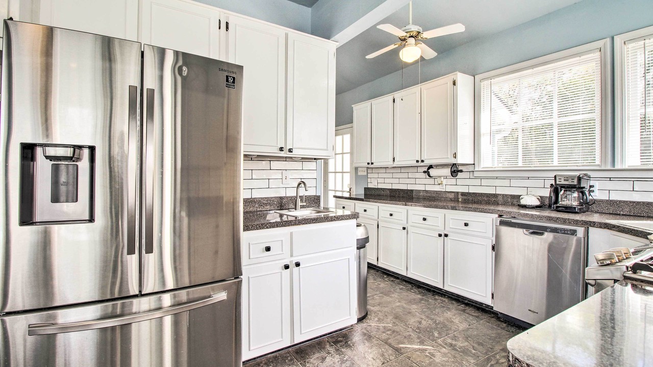 Photo of Kitchen in Whitemarsh Island