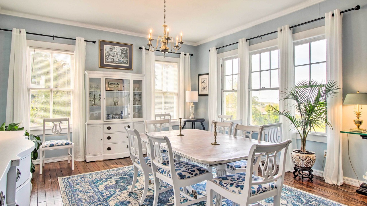 Photo of Bedroom in Whitemarsh Island