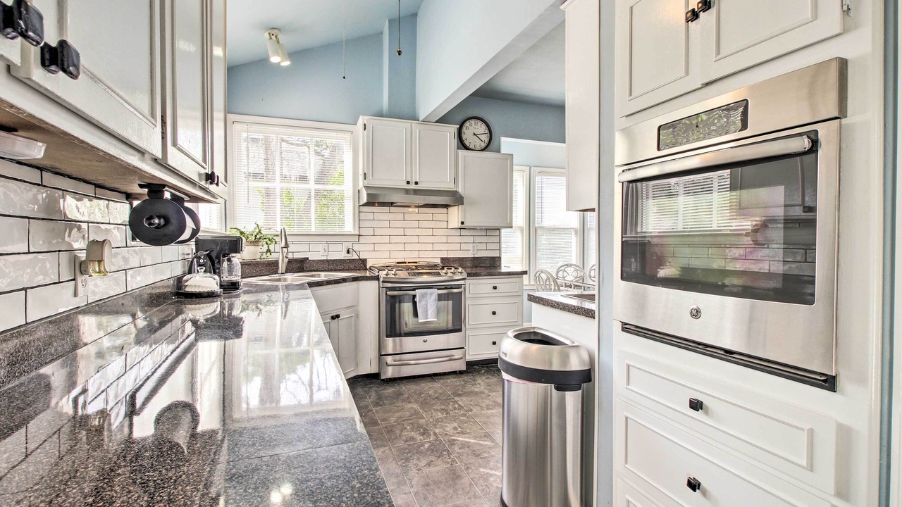 Photo of Kitchen in Whitemarsh Island