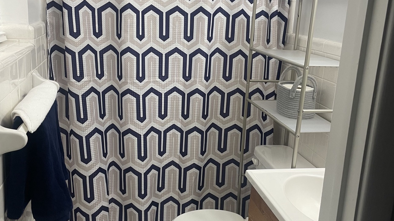 Photo of Bathroom in Hazlehurst