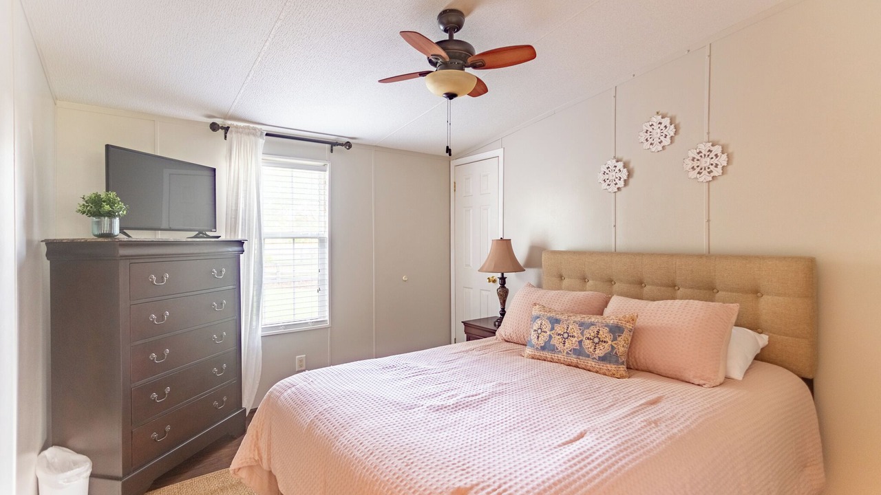 Photo of Bedroom in Aiken