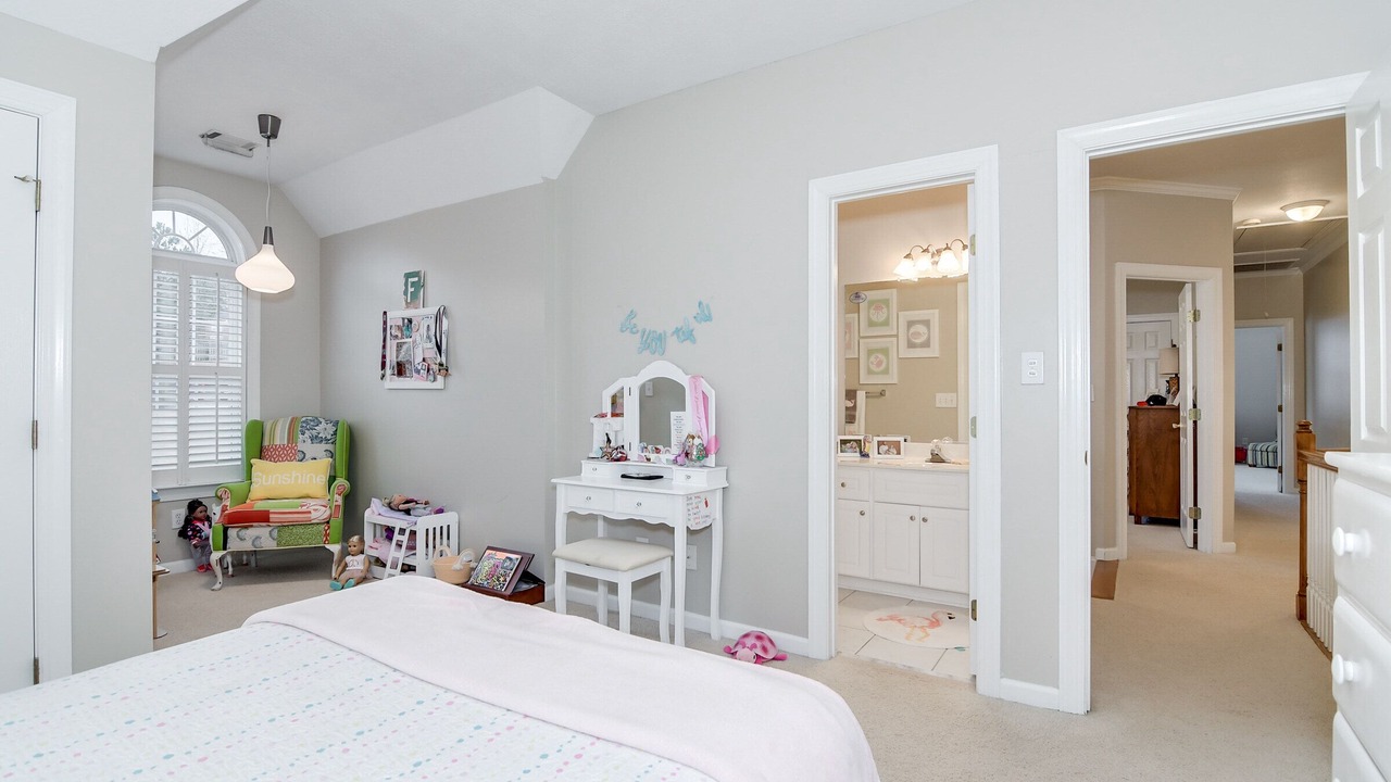 Photo of Bedroom in Evans