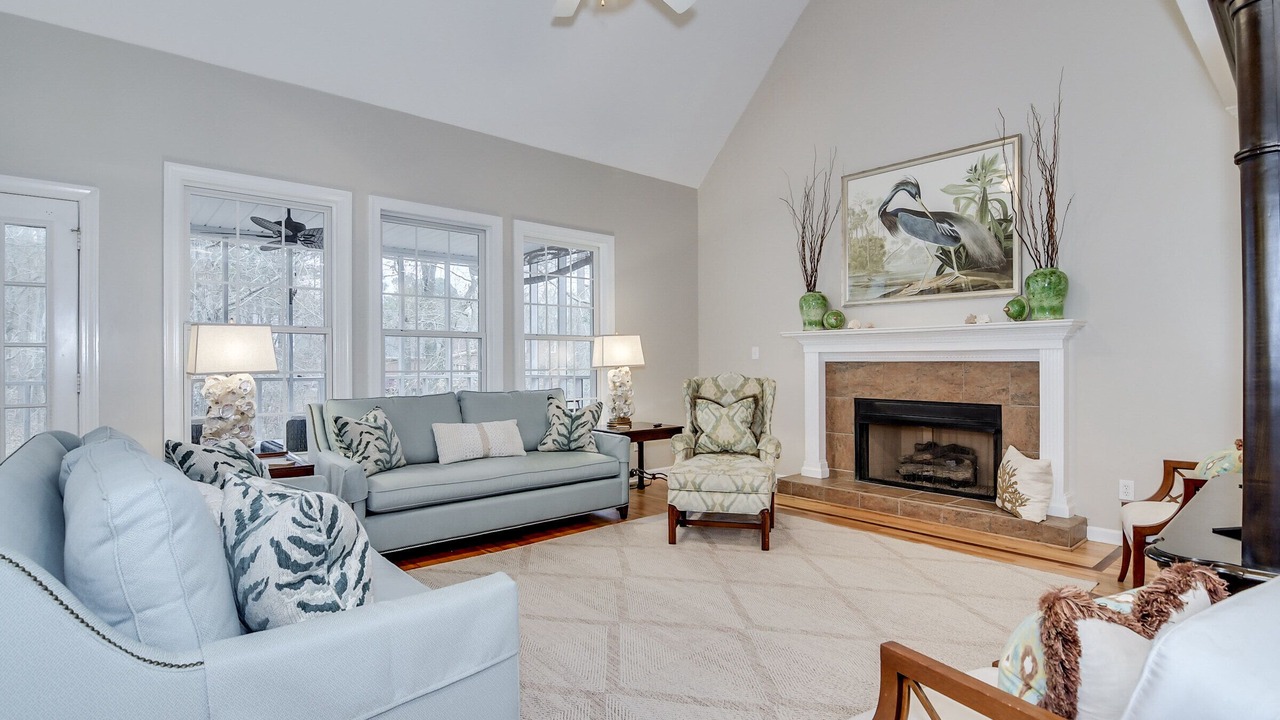 Photo of Livingroom in Evans