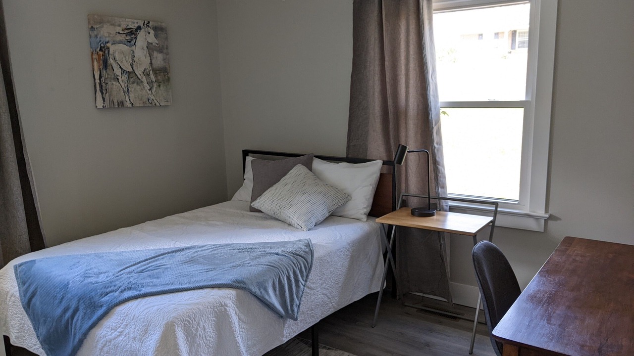 Photo of Bedroom in Southeast Raleigh