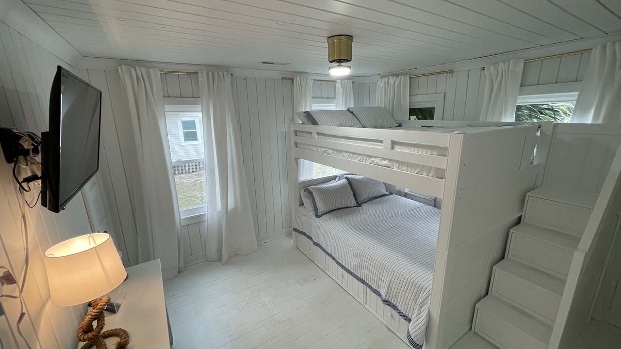 Photo of Bedroom in Edisto Island