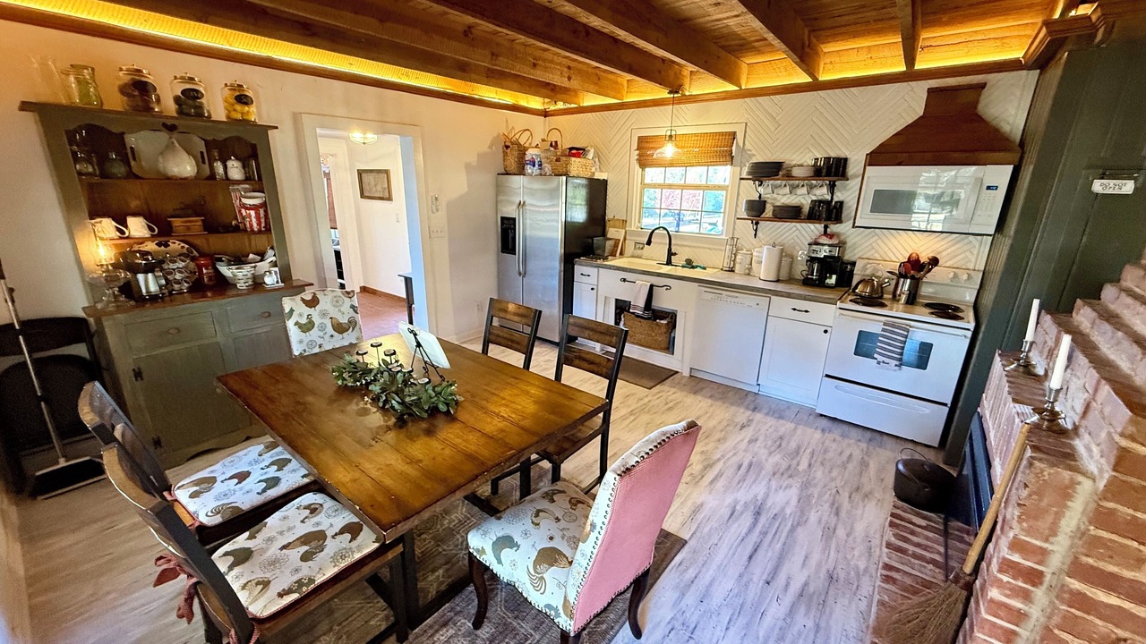 Photo of Kitchen in Roebuck