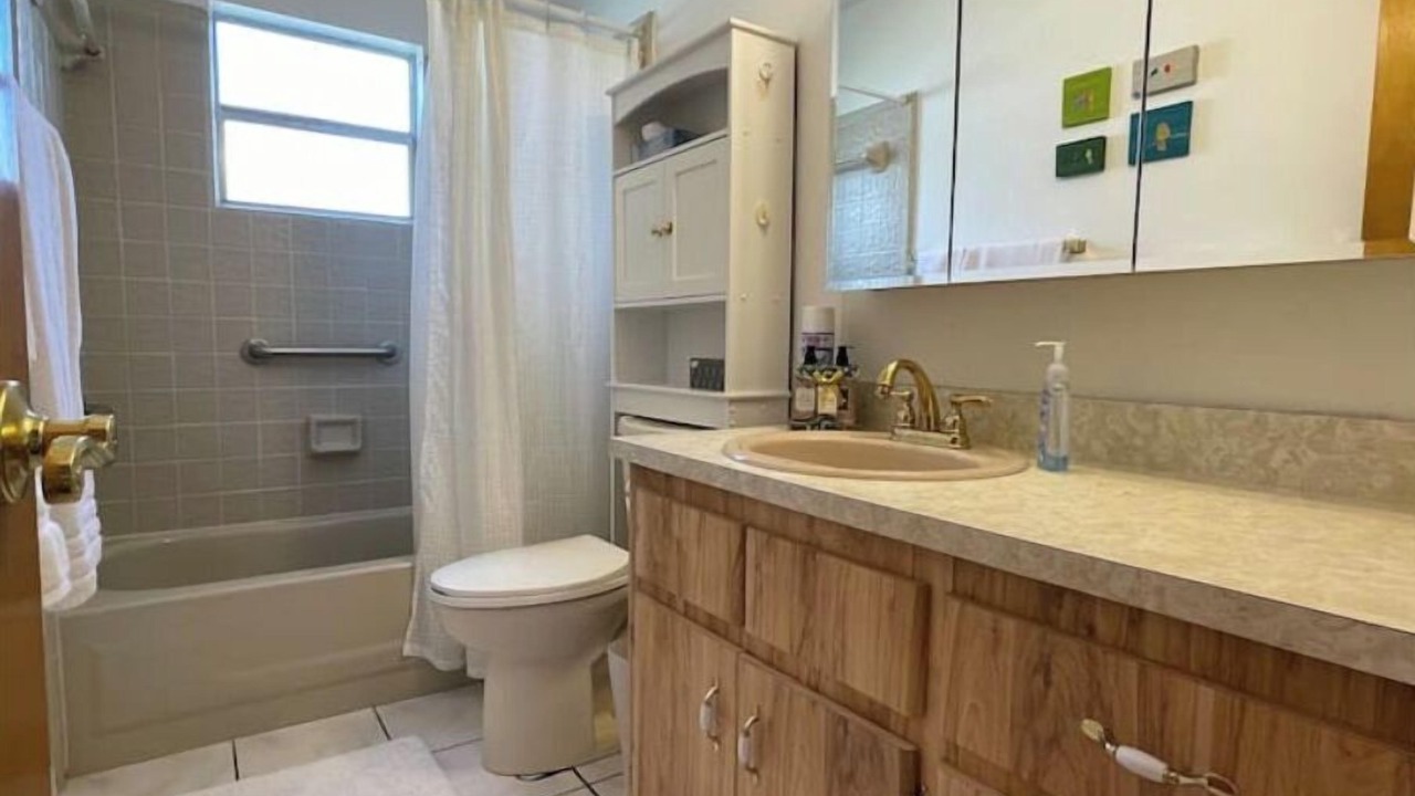 Photo of Bathroom in Sylvan Shores