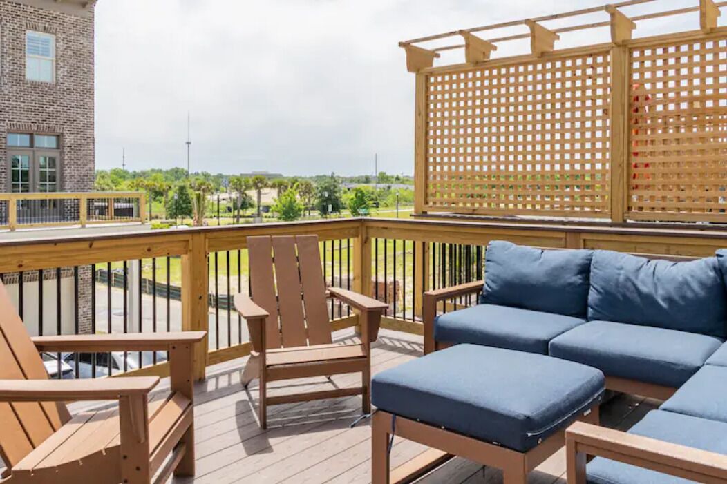 Photo of Patio Balcony in Hitch Village - Fred Wessels Homes
