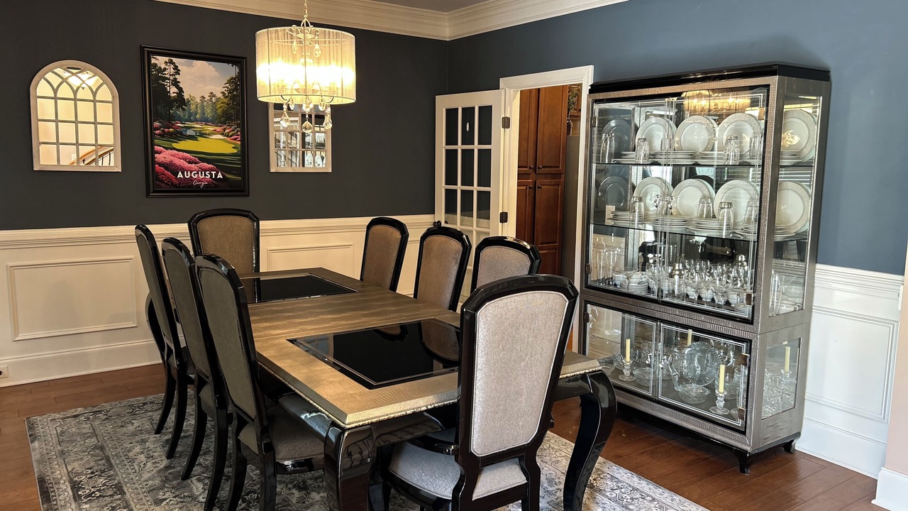 Photo of Livingroom in Evans