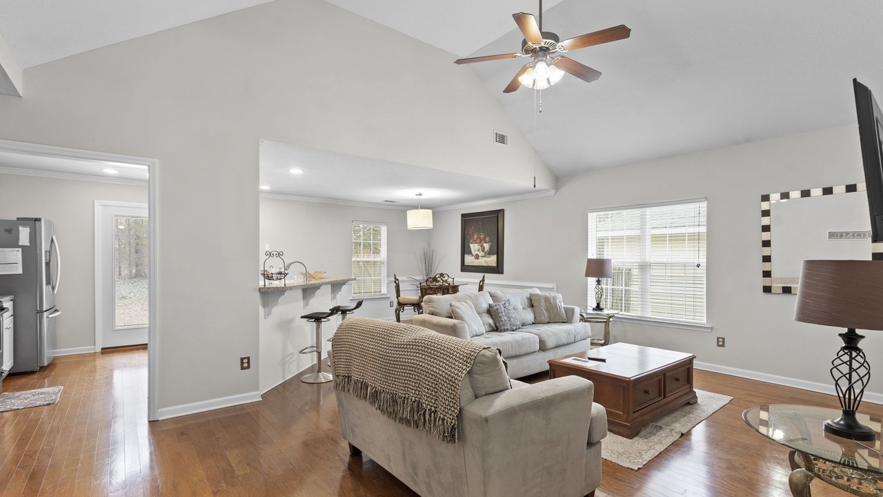 Photo of Livingroom in Grovetown