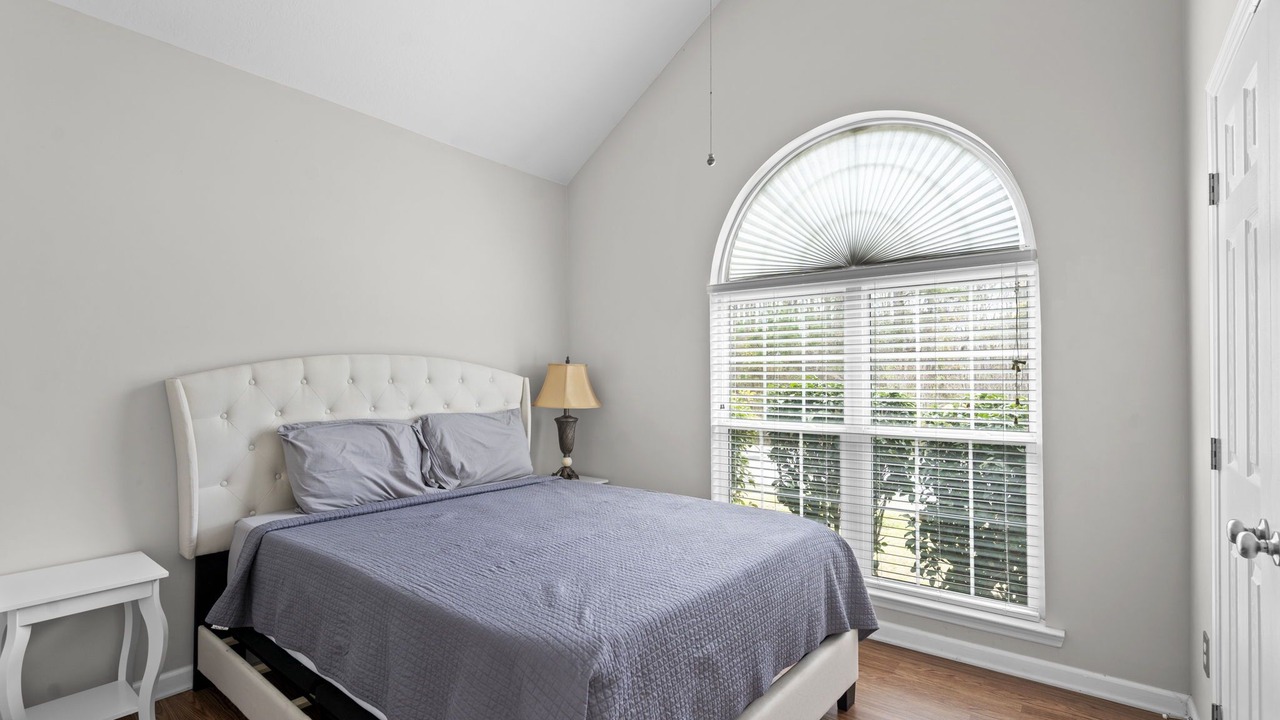 Photo of Bedroom in Grovetown