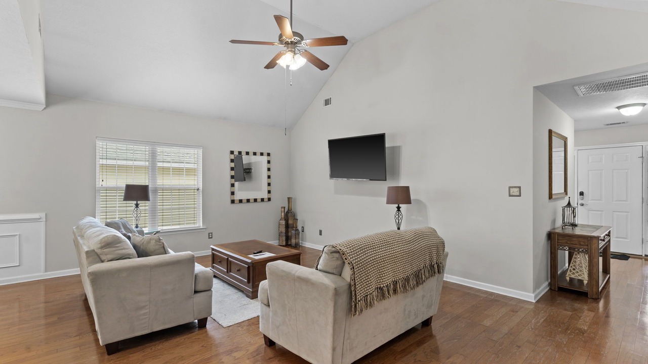 Photo of Livingroom in Grovetown