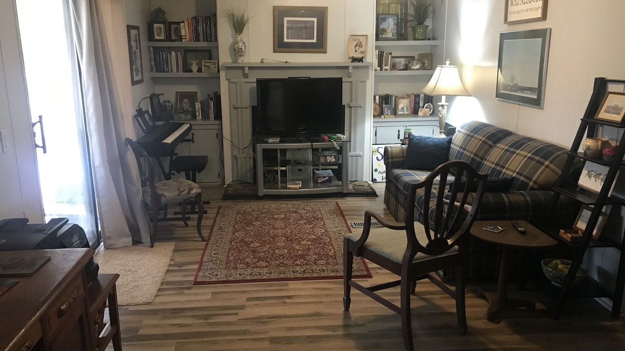 Photo of Livingroom in Waynesboro