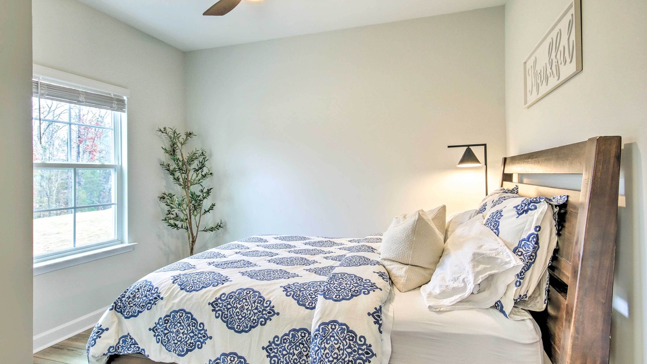 Photo of Bedroom in Chapin