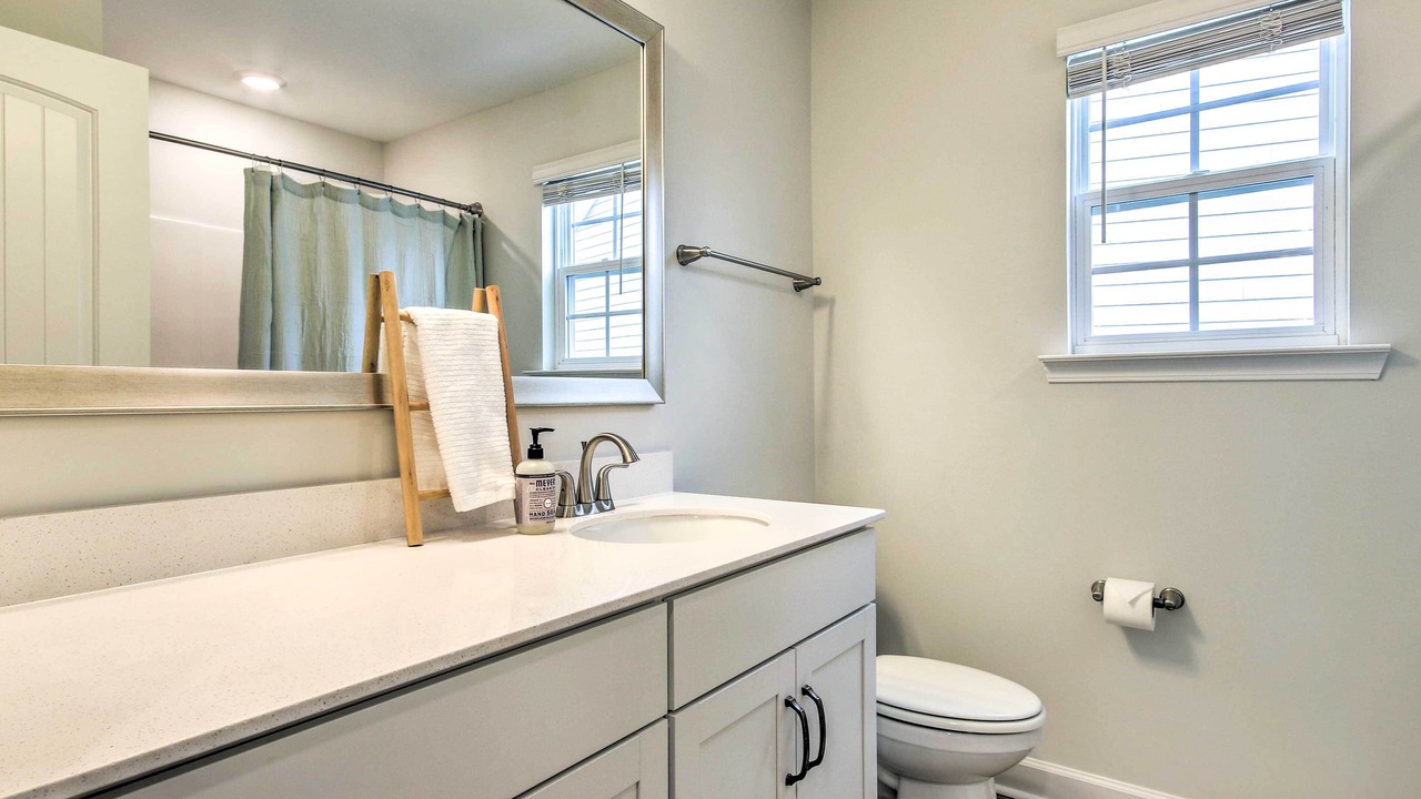 Photo of Bathroom in Chapin