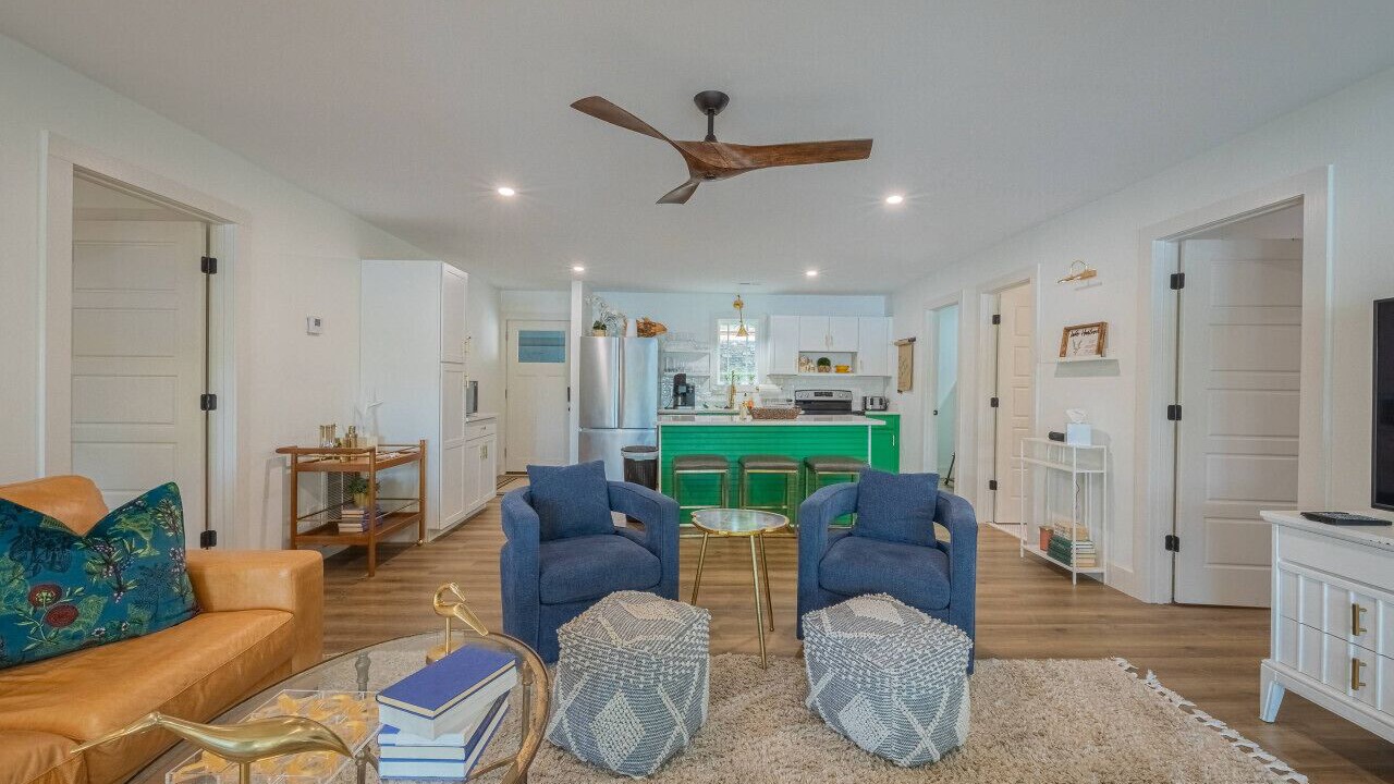 Photo of Livingroom in Toccoa