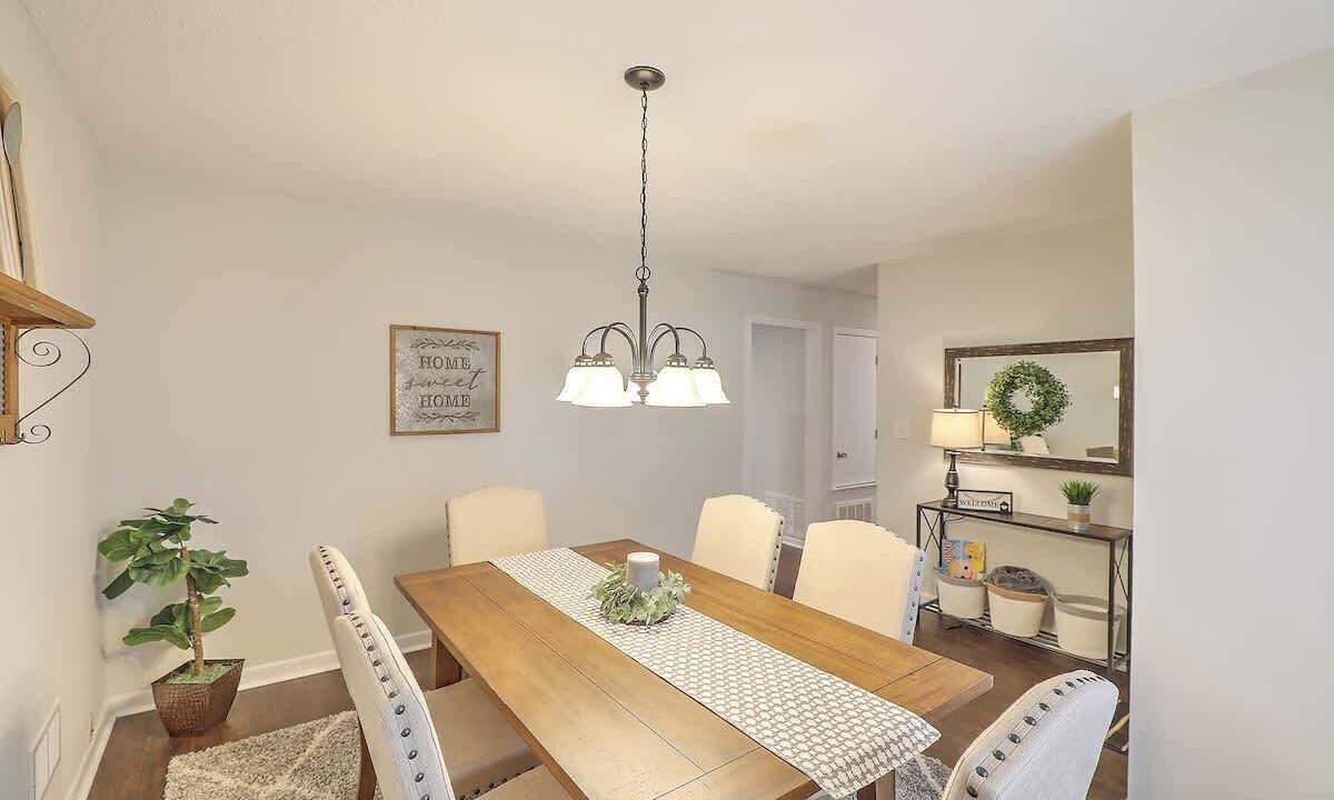 Photo of Livingroom in Goose Creek