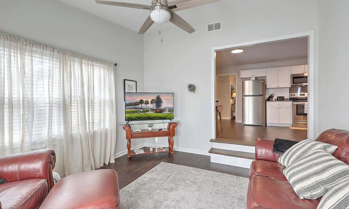Photo of Livingroom in Goose Creek