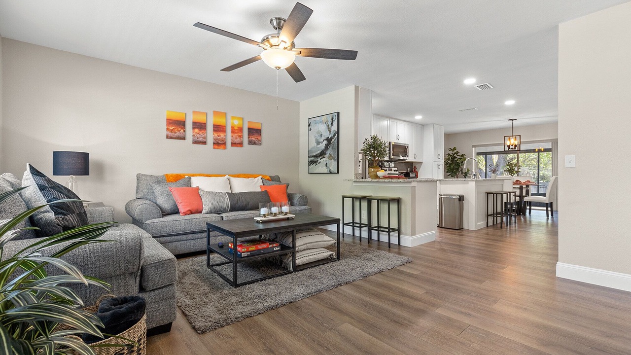 Photo of Livingroom in Seffner Community Alliance