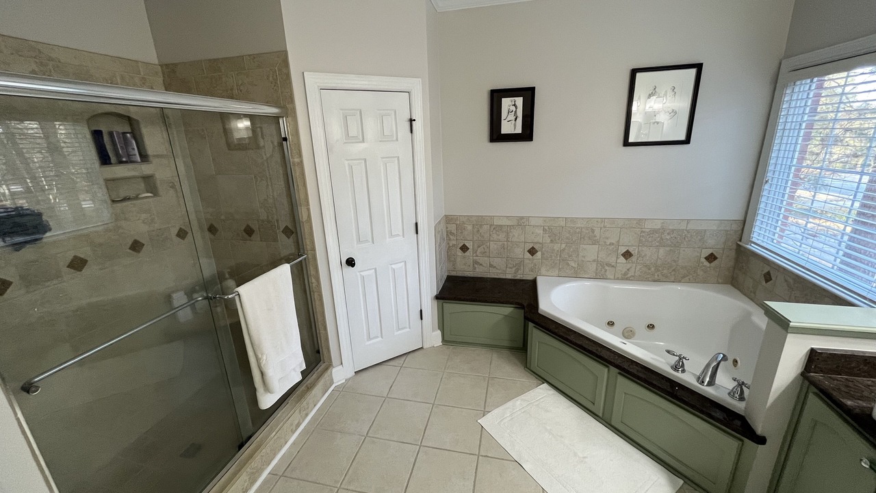 Photo of Bathroom in Riverwood Plantation