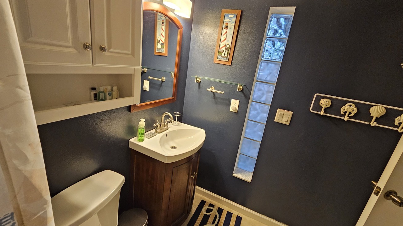 Photo of Bathroom in Boyette Springs
