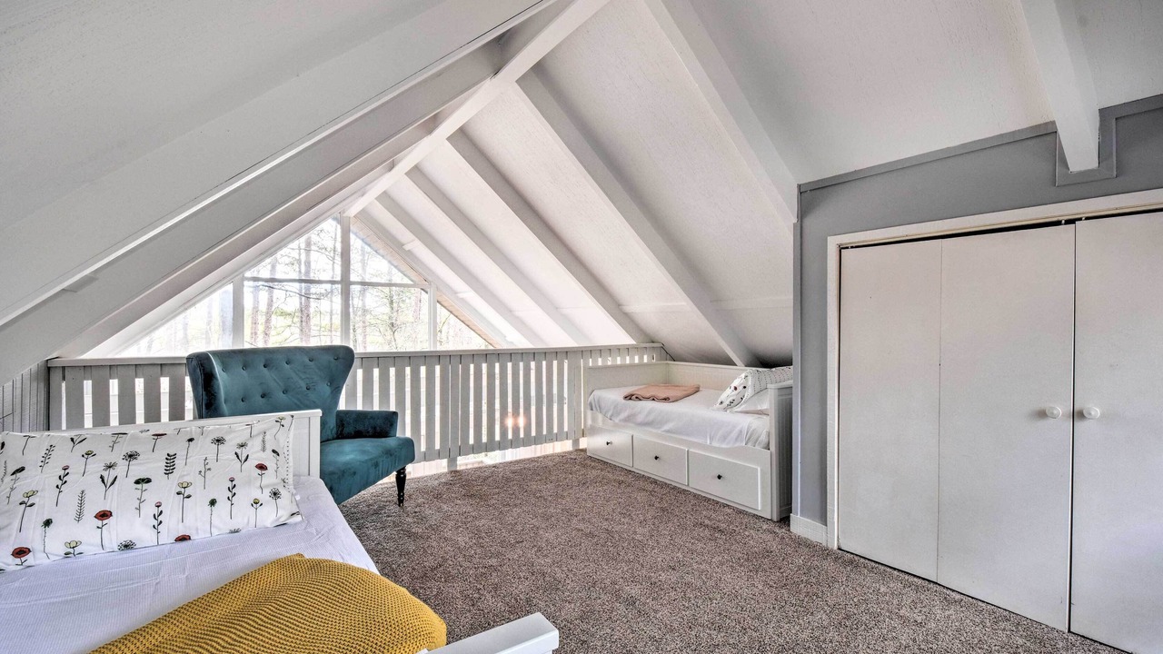 Photo of Bedroom in Salem