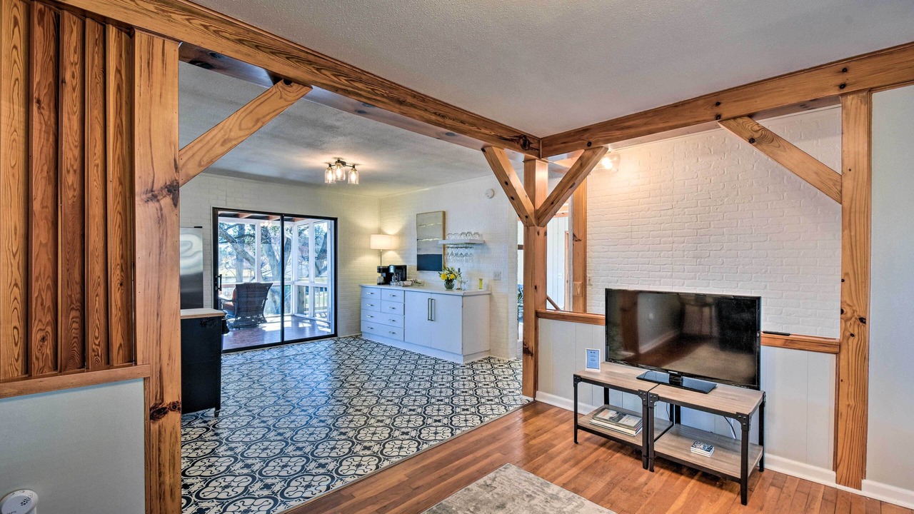 Photo of Livingroom in Seneca