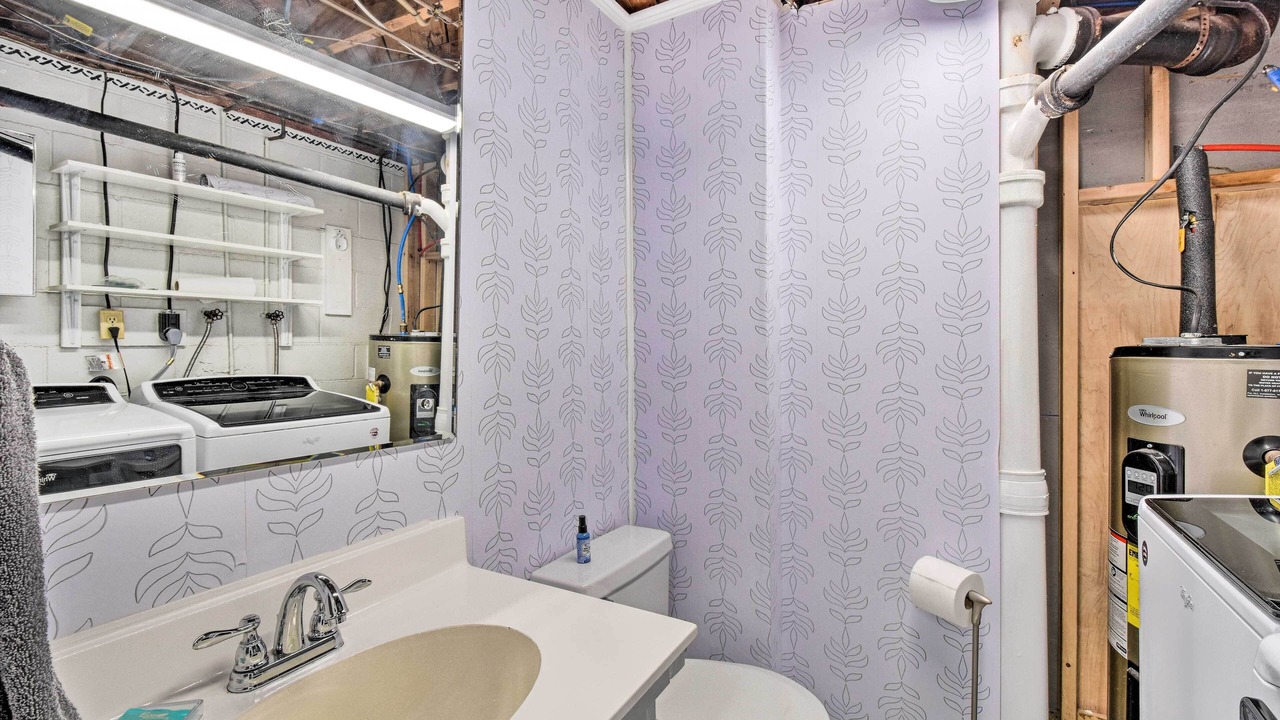 Photo of Bathroom in Seneca